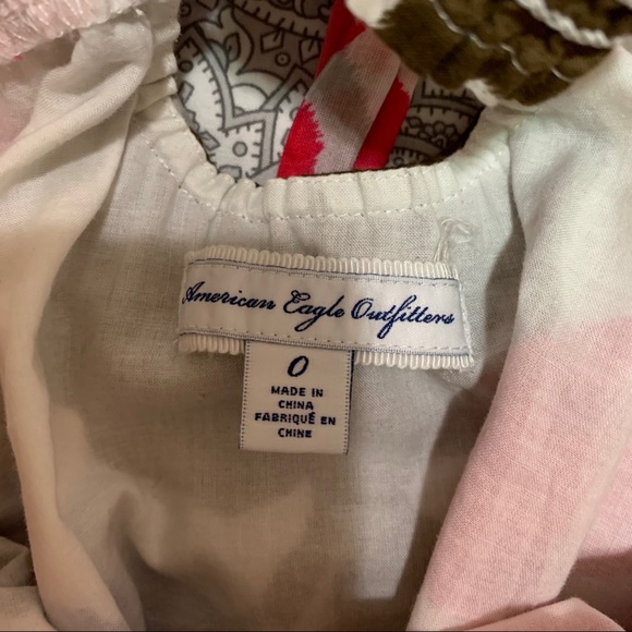 3 for $15 American Eagle Floral Top - Picture 8 of 8